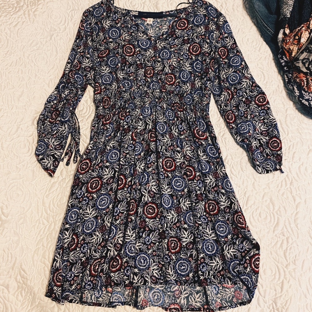 Francesca’s Blue Rain Floral Dress (medium)